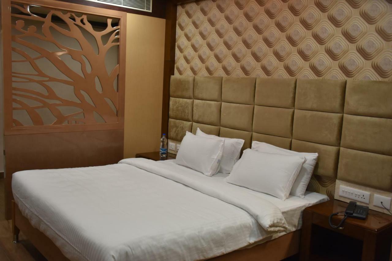 Sri Ram Hotel Tirunelveli Exteriér fotografie